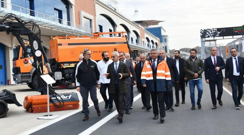 Here is the rewritten text in Turkish, without English, with