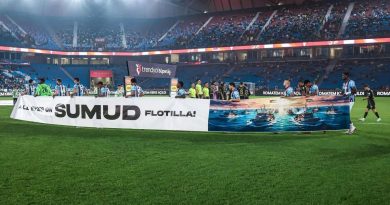 Trabzonspor, Sumud Filosu'na Destek Pankartıyla Çıkışını Yaşattı Trendyol Süper Lig'in