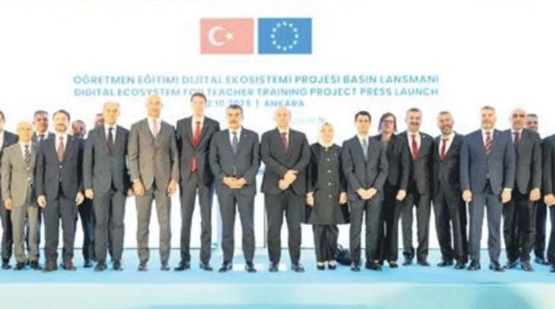 Başlık: Öğretmenlerin Dijital Beceri Gelişimi: Milli Eğitim Bakanı Yusuf Tekin'in