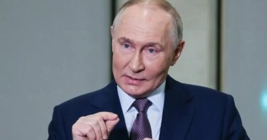 Putin, İstanbul'u Avrasya'nın İş ve Kültür Merkezi Olarak Tanıtmıştır Rusya