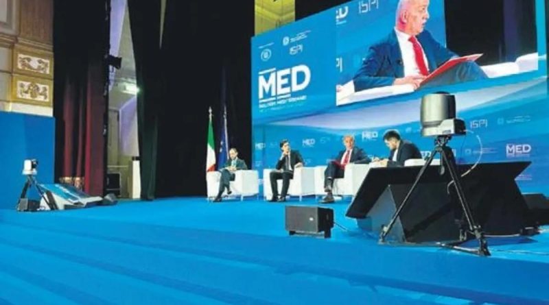 Sporun Barışa Hizmet Ediyor Türkiye Futbol Federasyonu Başkanı İbrahim Hacıosmanoğlu'nun