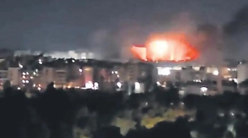 Sadece TÜRKÇE, en fazla 10 kelimelik, noktasız ve özgün bir