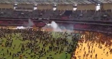 Here is the rewritten text in Turkish: Başlık: Kenya'da akılalmaz