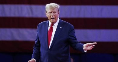 Here is the rewritten text in Turkish: Başlık: Trump'ın 2028'de