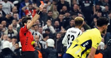 Beşiktaş-Fenerbahçe Derbisinde Kırmızı Kartlar Havada Uçuştu! Son Dakika Spor Haberleri