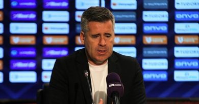 Here is a Turkish text that meets your requirements: Başlık: