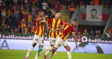 Göztepe, Başakşehir'i Yenen Yoluna Devam Ediyor Göztepe, Başakşehir'i