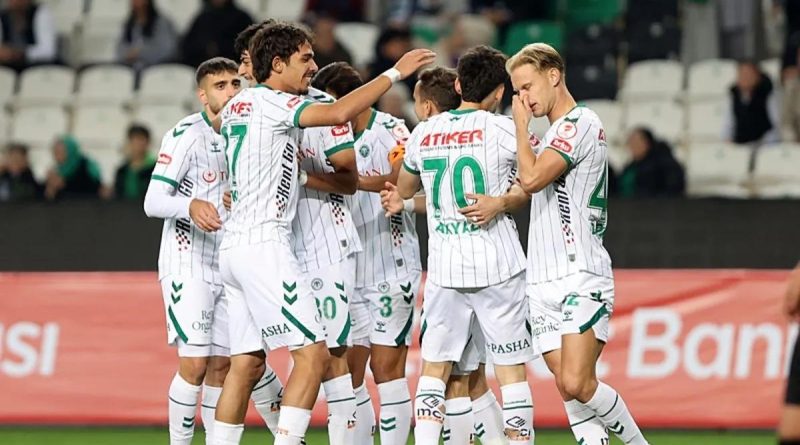 Başlık: Konyaspor, Ziraat Türkiye Kupası'nda 9 Kişiyle Tur Atladı! İçerik: