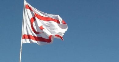 Here is the rewritten text in Turkish: Başlık: KKTC'de Cumhurbaşkanlığı