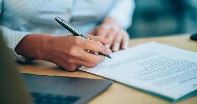 Here is the requested content: BAYRAK, FLAMA, ATATÜRK POSTERİ VE