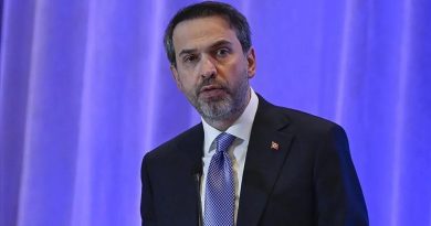 Bakan Bayraktar, Macaristan Dışişleri ve Ticaret Bakanı ile Görüştü Görüşmede,