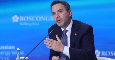 Here is the rewritten text in Turkish: Başlık: Maden İkiyüzlülüğü: