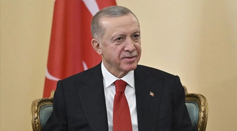 Başkan Erdoğan, Kadın Futbol Takımı'nı Tebrik Etti Kadın Futbol Takımı'nın