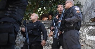 Here is the rewritten text in Turkish: Başlık: Brezilya'da Kanlı