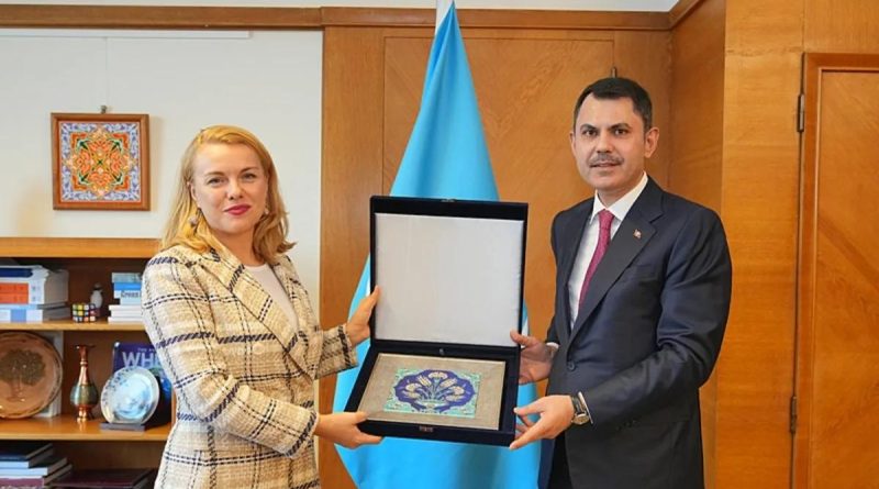 Bakan Kurum, İsviçre'de Temaslarda Bulundu BMAEK Komitesi'nin 86'ncı Oturumu kapsamında