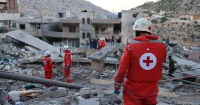 Başlık: Gazze'deki Sağlık Bakanlığı: İsrail 30 Filistinlinin daha cenazesini ICRC’ye