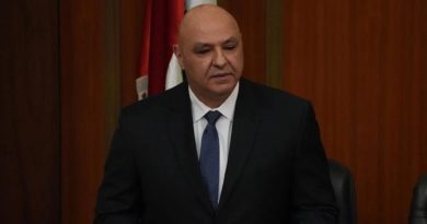 Başlık: Lübnan'a Saldırı: 1 Ölü, 7 Yaralı Lübnan'a Saldırı</