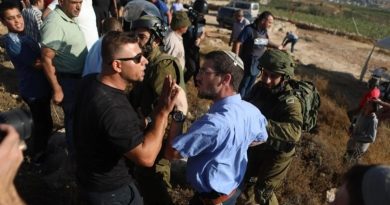 Here is the rewritten text in Turkish: Başlık: Batı Şeria'da