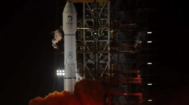 Çang'ı 6 Ay’da Nadir Meteor Kalıntıları Buldu Çin’in Uzay Aracı