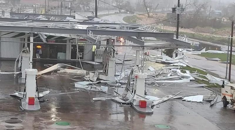 Başlık: Melissa Kasırgası: 44 Kişi Hayatını Kaybetti İçerik: Melissa Kasırg