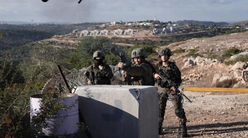 Başlık: Batı Şeria'da Zulüm Sürüyor İçerik: Batı Şeria'da İsrail Ordusu