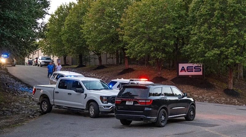 Başlık: ABD'de Mühimmat Tesisinde Patlama: 18 Kişi Kayıp İçerik: Patlama