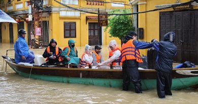 Here is the rewritten content in Turkish: Başlık: Vietnam'da Sel