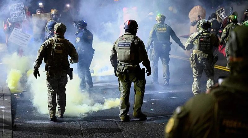 Here is the rewritten text in Turkish: Başlık: Trump'tan ABD'deki