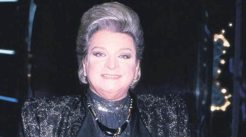 Flaş Bellek Gizli Delil Olarak Mahkeme Kasasında Zeki Müren'in Hayatını