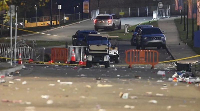 ABD'de Üniversite Kampüsü Silahlı Saldırına Karşı Üniversite Kampüsü Silahlı Saldırına