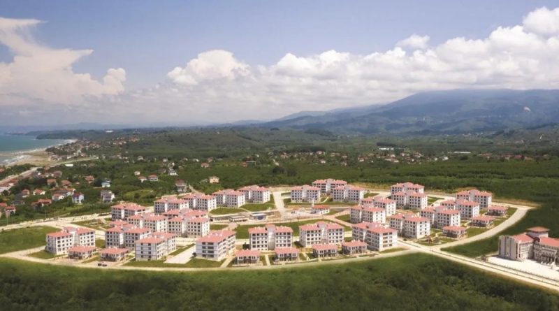 Here is the rewritten content in Turkish: Başlık: Yüzyılın Konut