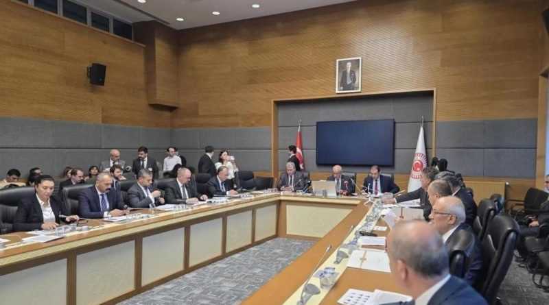 Başlık: Milli Parklar'a İlişkin Kanun Teklifi Kabul Edildi İçerik: Milli