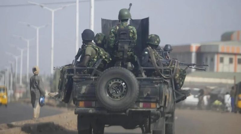 Here is the rewritten text in Turkish: Başlık: Nijerya'da Çatışma: