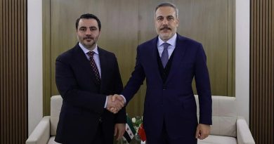 Suriye Dışişleri Bakanı Ankara'da Suriye Dışişleri Bakanı Esad Hasan Ş