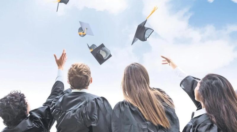 Here is the rewritten text in Turkish: Başlık: Yükseköğretimde Erken