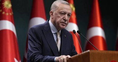 Kadınlardan Sessiz Çığlık Eylemi: Türkiye'nin 81 İlinde Birlikte Zincir Oluşturma