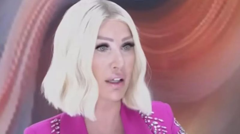 Here is the rewritten text in Turkish: Başlık: Seda Sayan'ın