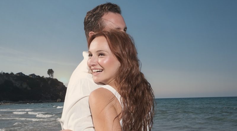 Doğumu Bekliyor! Oyuncu Başak Gümuşinelioglu'ndan Karnı Burnunda Pozlar Geldi Türk