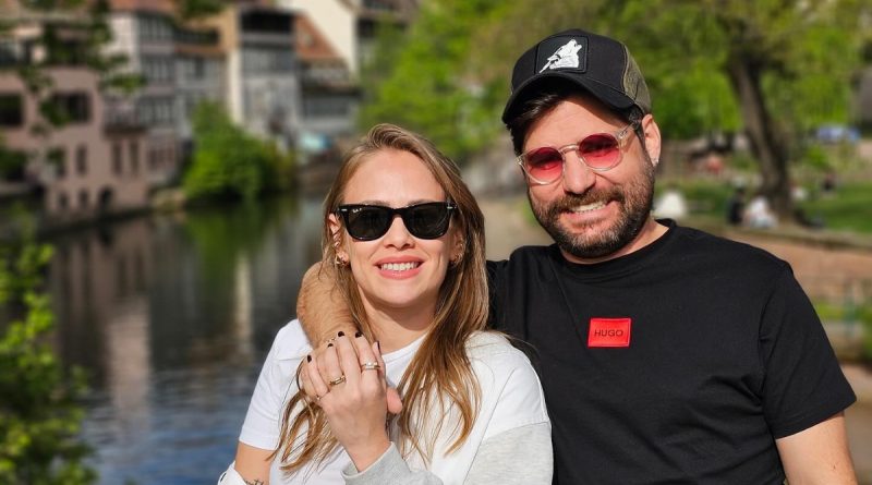 Here is a Turkish text that meets your requirements: İlk