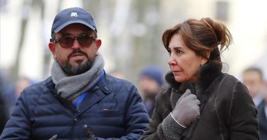 Başlık: Ali Sabancı ve Vuslat Doğan'ın Evliliği Bitti Ayrılık Açıklamasında