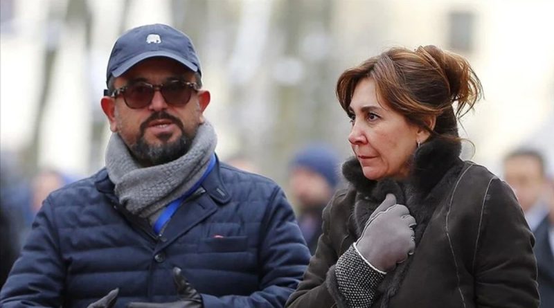 Başlık: Ali Sabancı ve Vuslat Doğan'ın Evliliği Bitti Ayrılık Açıklamasında