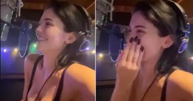 Başlık: Kylie Jenner, Müziğe Soyundu Kylie Jenner, Müziğe Soy