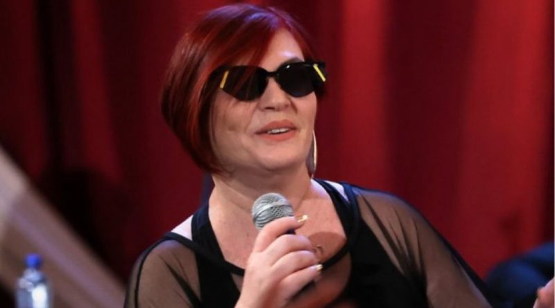 Here is the rewritten text in Turkish, within the 10-word