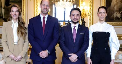 Here is the rewritten content in Turkish: Başlık: Kate Middleton