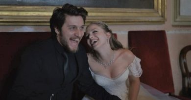 Başlık: İpek Filiz Yazıcı ve Ufuk Beydemir'in 4 Yıllık Evlilikleri