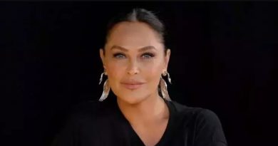 Beşiktaş'a Güveniyorum Hülya Avşar Sergen Yalçın'ı Övdü Fanatik Beşiktaşlı ünlü