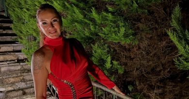 Başlık: Pınar Altuğ'un Kızıyla Yayınladığı Fotoğraf Beğenildi! İçerik: Pınar <strong