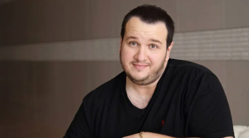 Here is the rewritten text in Turkish: Başlık: Şahan Gökbakar