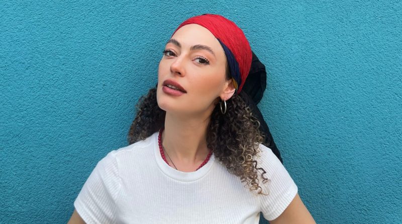 Hazal Şenel, Yeni Bir Yol Çizdi Hazal Şenel, Oyunculuğu Bırakarak