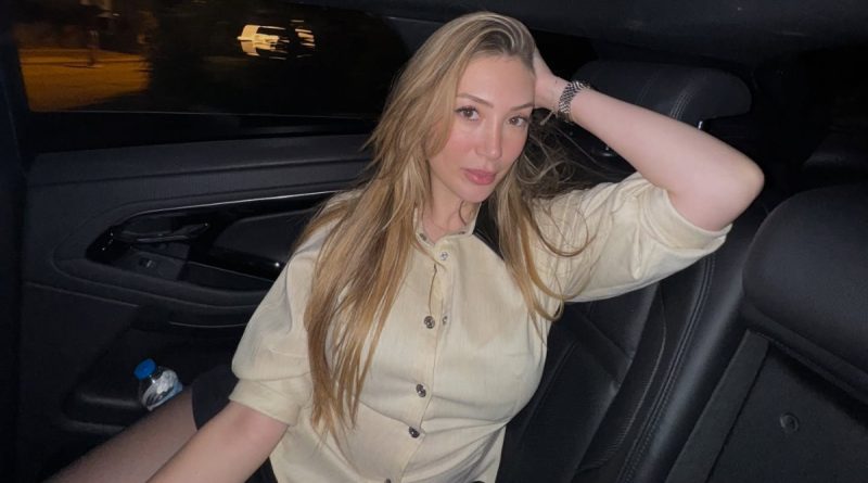 Here is the rewritten text in Turkish: Başlık: Yasmin Erbil,